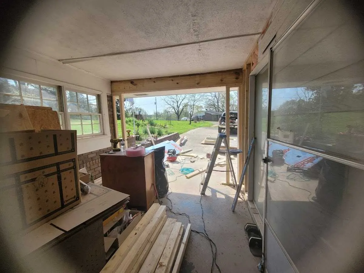 Air movers and dehumidifier for Drying & Dehumidification in Slaton